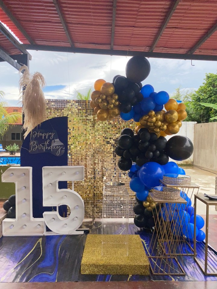 Decoración de quinceañera y cumpleaños — Sublimayi